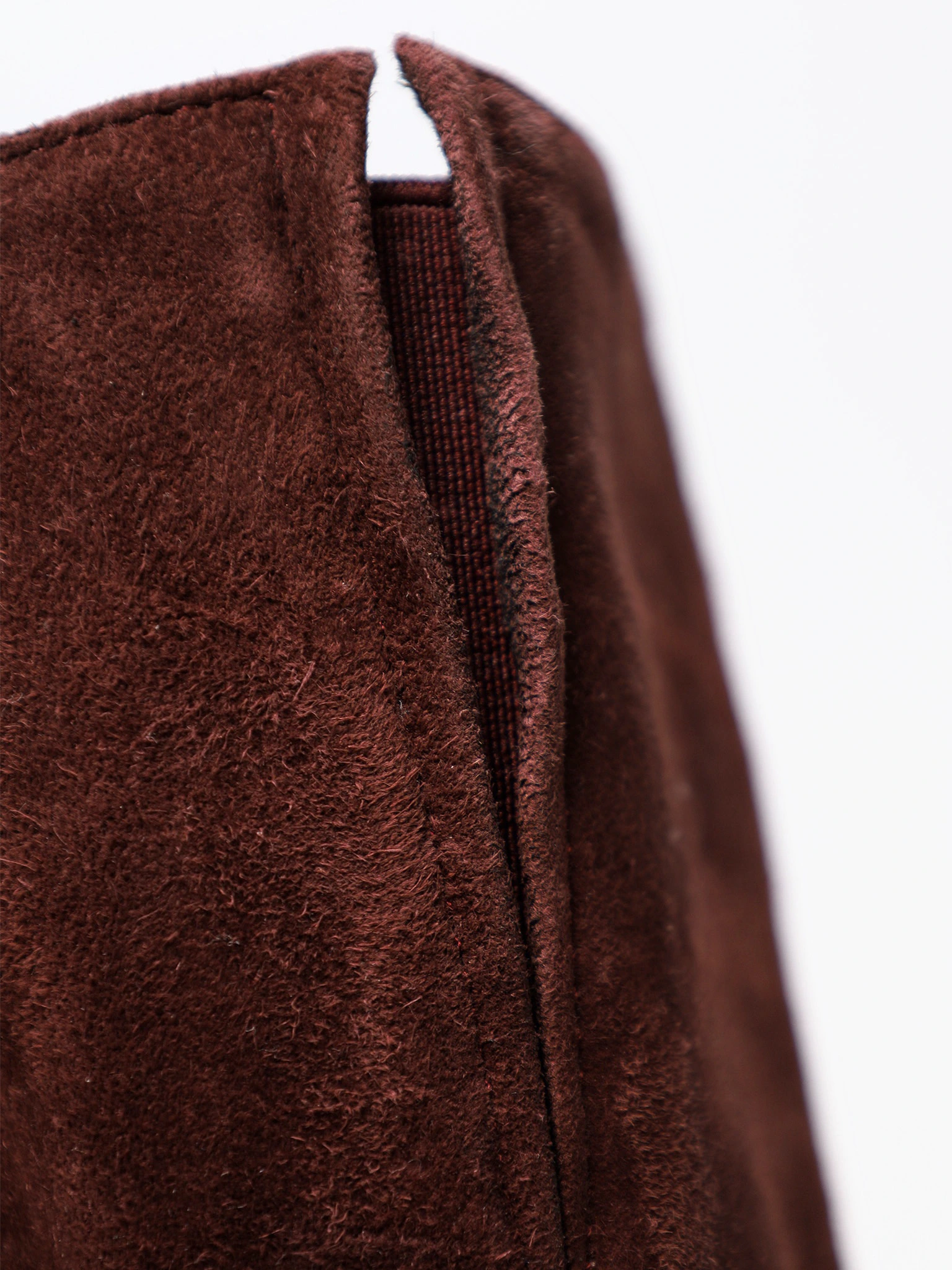 Сапоги бордового цвета на высоком каблуке